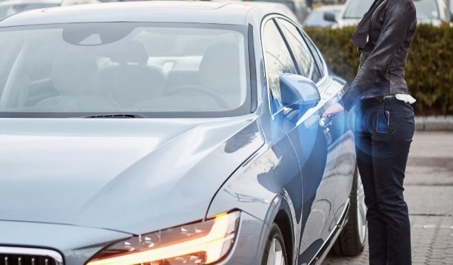 Apple превръща смартфона в автомобилен ключ